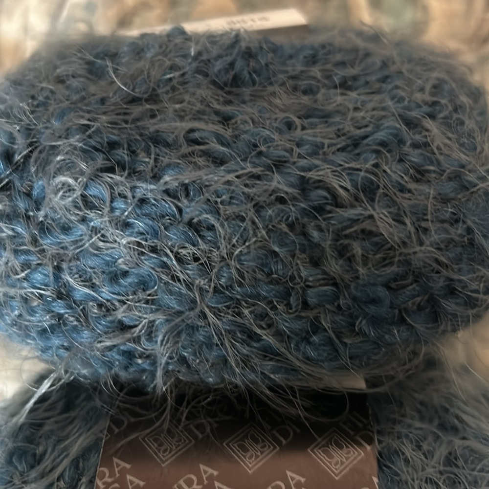 Yarn - Picture 2 of 2